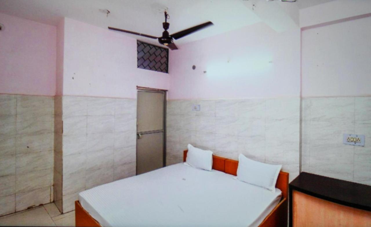 Hotel Kshama Jabalpur Zewnętrze zdjęcie
