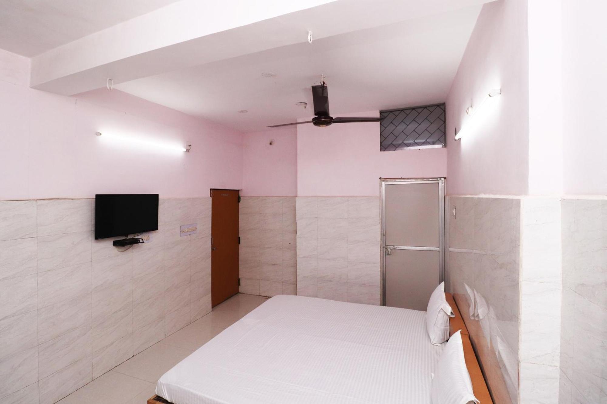 Hotel Kshama Jabalpur Zewnętrze zdjęcie
