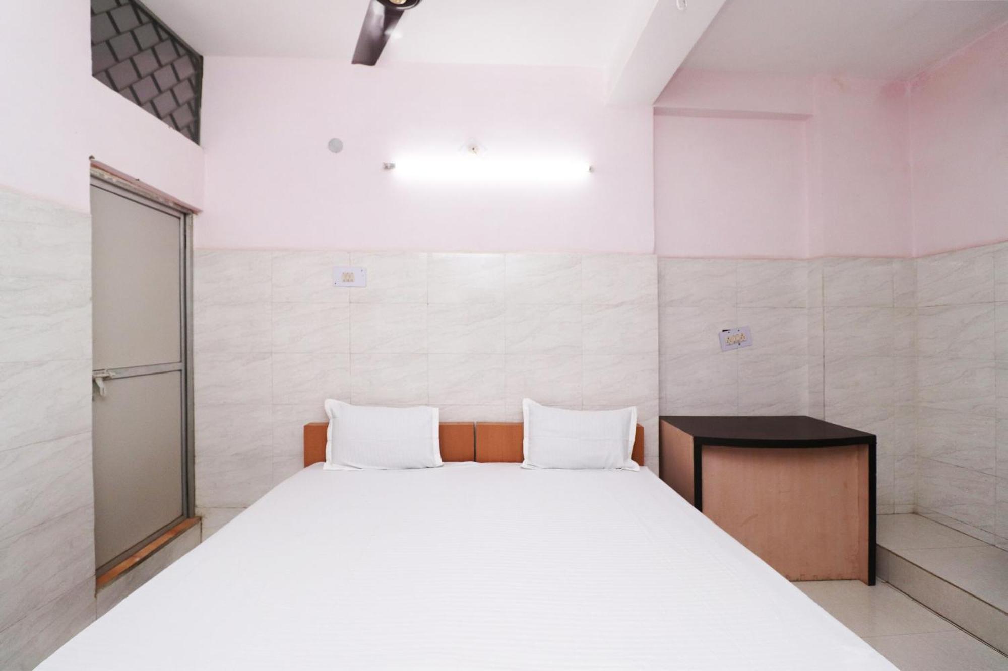 Hotel Kshama Jabalpur Zewnętrze zdjęcie
